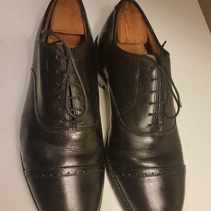 Allen Edmonds - Byron - 8.5D Black Cap Toe Oxford